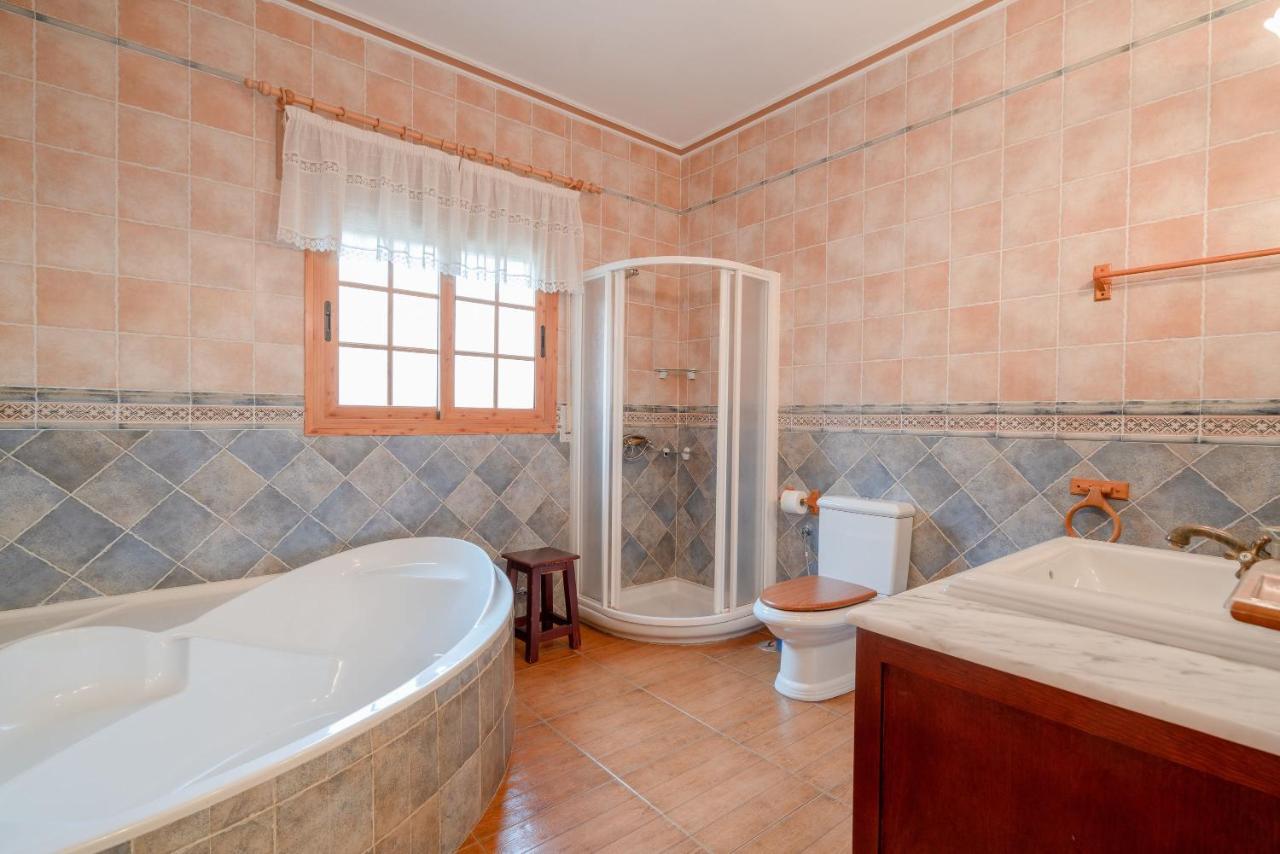 Вилла Cortijo La Encina Саялонга Экстерьер фото